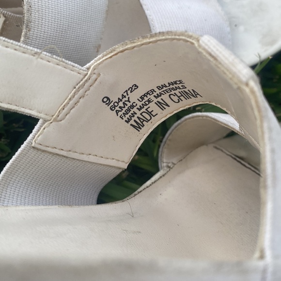 80s/90s Caged Low Block Heel Sandals - Picture 4 of 7